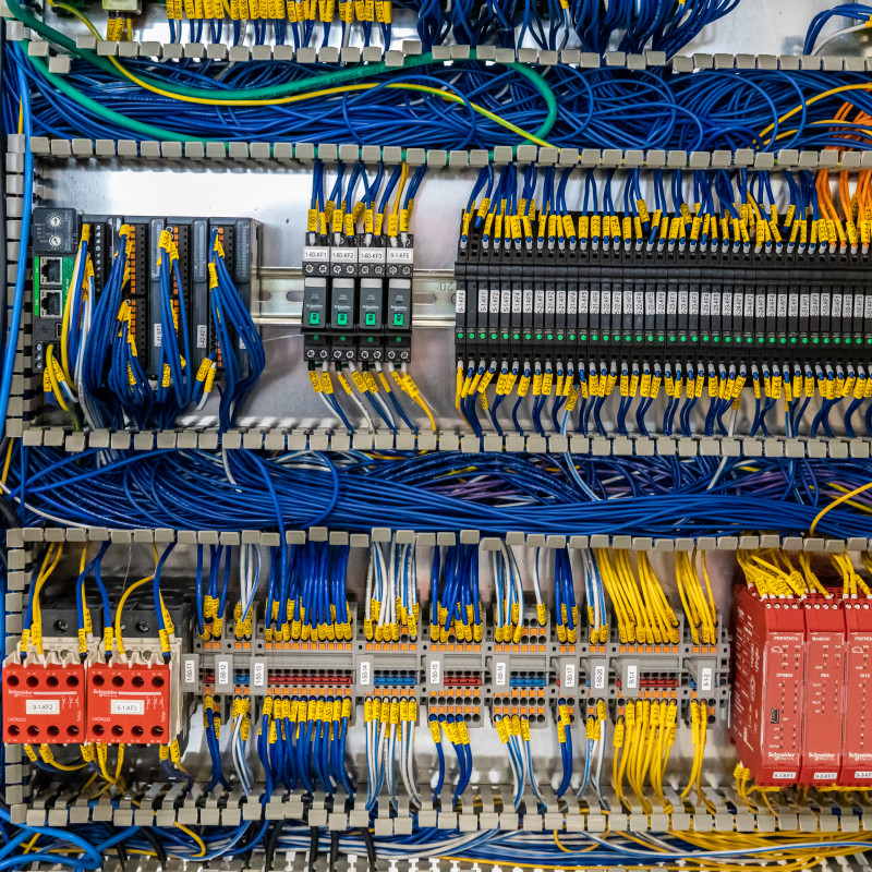 electrical-wiring-in-industrial-automation-and-control