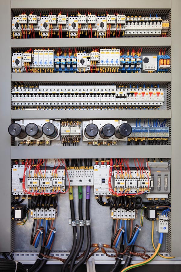 factory-automation-electrical-control-panel-04